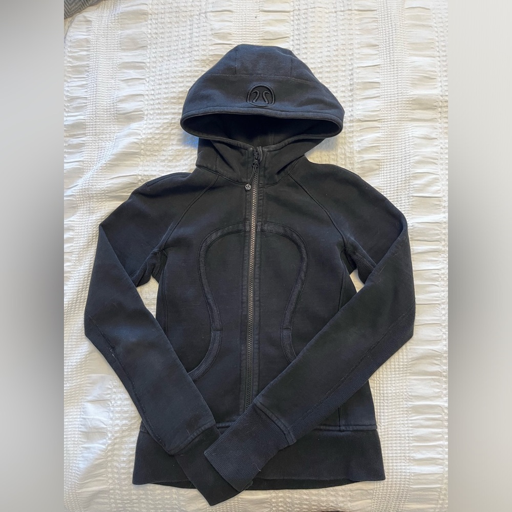 Lululemon Scuba (size 4)